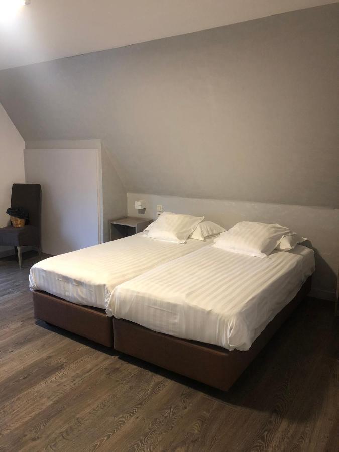 Hotel Oude Abdij Lo-Reninge ภายนอก รูปภาพ